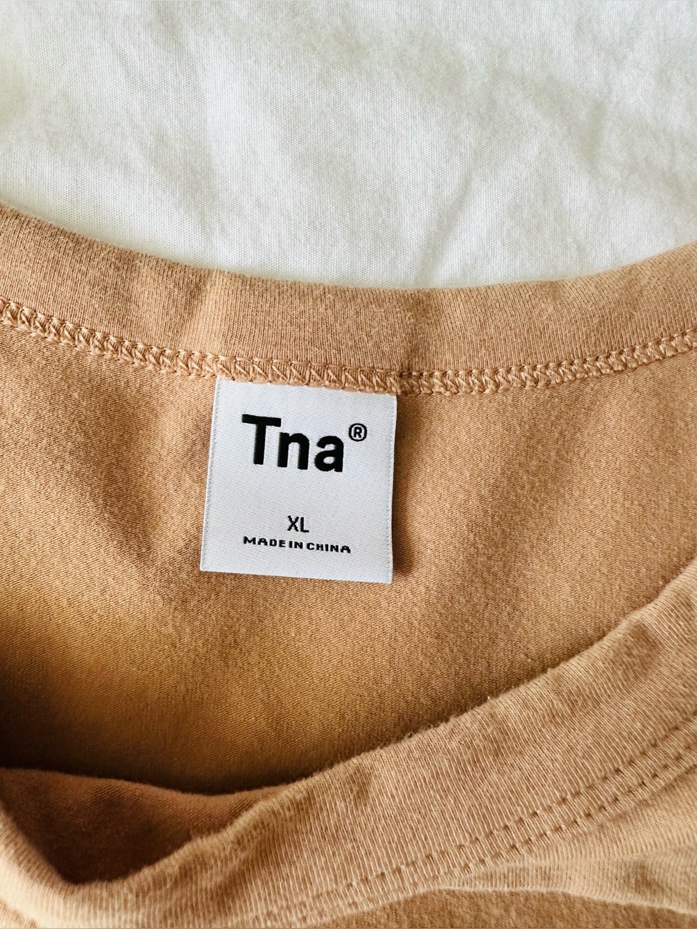 TNA Aritzia Costa Beige Cutout Crop Top XL - Picture 9 of 13